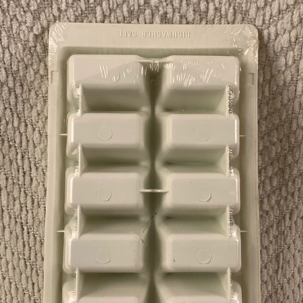 Frigidaire Flex Quik Ice‎ Cube Tray 16 Large Pop Out Cubes Dishwasher Safe NOS